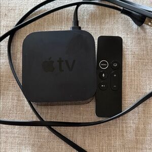 Apple Black Streaming Device with Remote